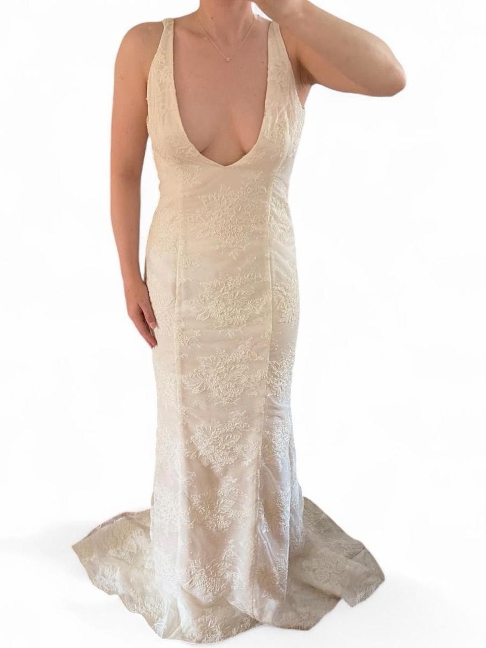 Ivory Lace Deep-V Sleeveless Evening Gown